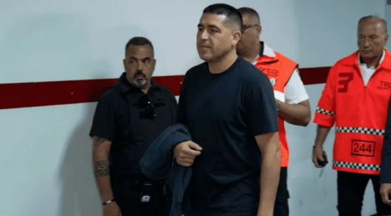 Riquelme bajó al vestuario y dejó un mensaje fuerte al plantel