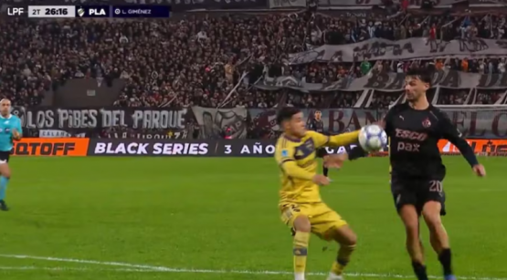 Boca caminó por la cornisa: el VAR evitó el 2-0 de Platense